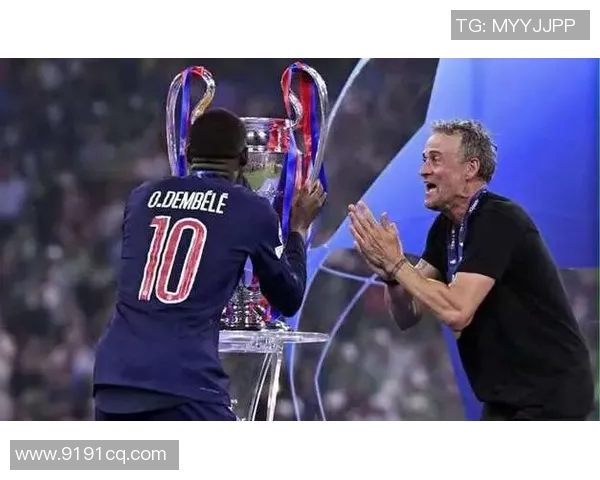 回顾当年那些风靡一时的足球明星与他们的辉煌瞬间