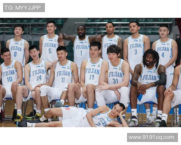 杭州篮球队与深圳篮球队的较量深度分析与赛后反思 杭州篮球队与深圳篮球队的较量深度分析与赛后反思